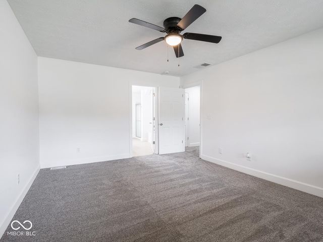 62 Eastview Drive, Bargersville, IN 46106
