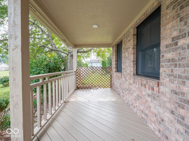 62 Eastview Drive, Bargersville, IN 46106