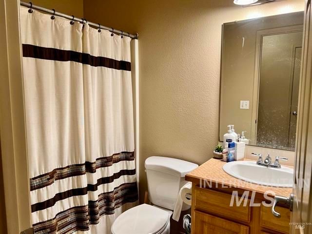 6498 S Lighthouse Pl, Boise, ID 83709