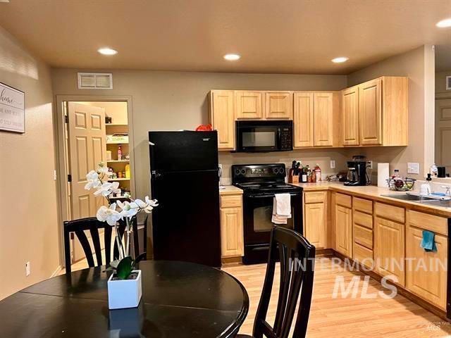 6498 S Lighthouse Pl, Boise, ID 83709