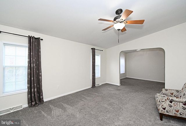29 WILLIAMS WAY, Sellersville, PA 18960