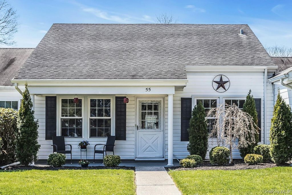 55 Forge Lane, Coram, NY 11727