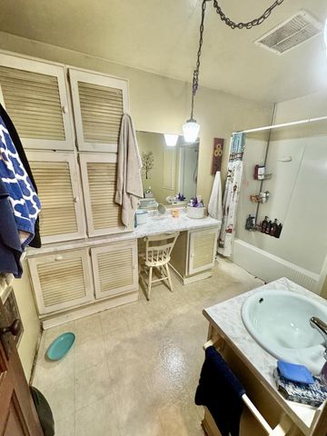 327 W Florence STREET, Cambria, WI 53923