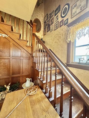 327 W Florence STREET, Cambria, WI 53923