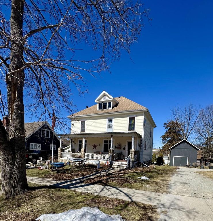 327 W Florence STREET, Cambria, WI 53923