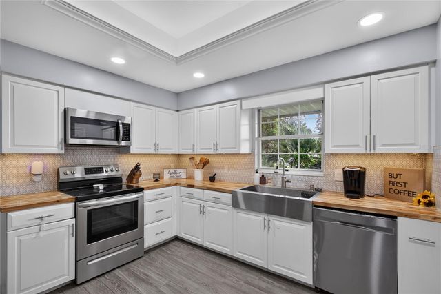 33014 KARL COURT, Leesburg, FL 34788