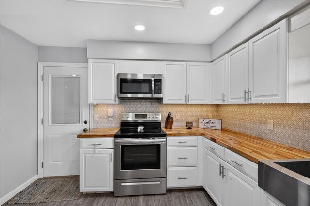 33014 KARL COURT, Leesburg, FL 34788