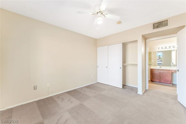 8070 RUSSEL Road 1054, Las Vegas, NV 89113