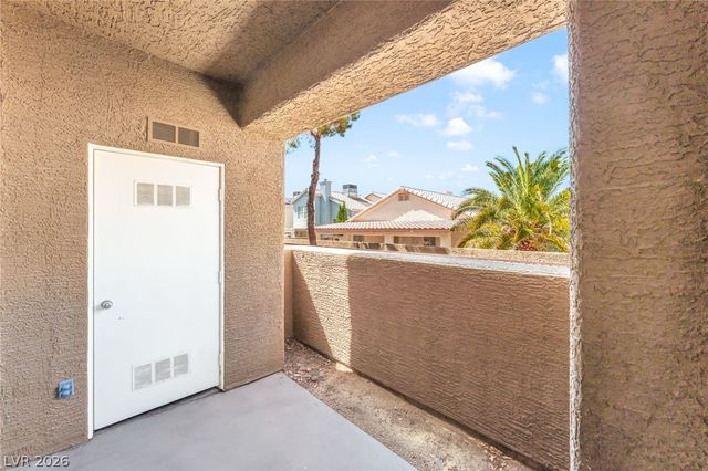 8070 RUSSEL Road 1054, Las Vegas, NV 89113