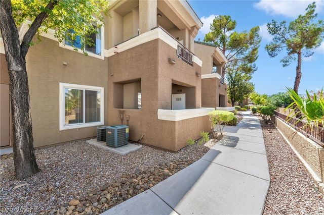8070 RUSSEL Road 1054, Las Vegas, NV 89113