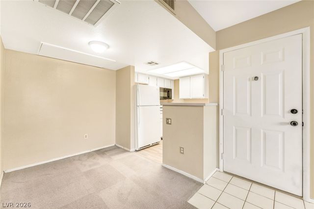 8070 RUSSEL Road 1054, Las Vegas, NV 89113
