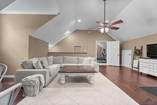 16691 S Lakeview Dr., Troup, TX 75789