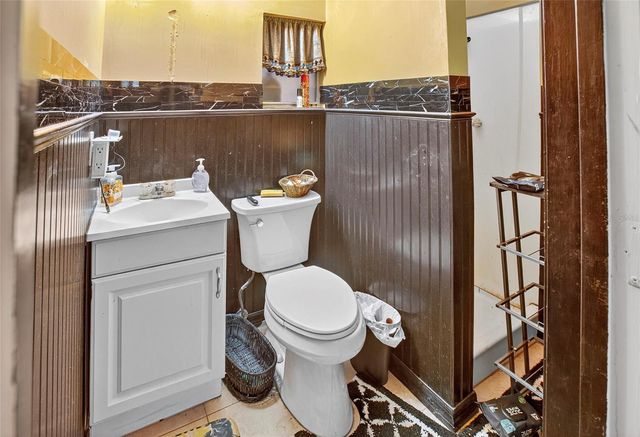 7800 11TH STREET N, St Petersburg, FL 33702