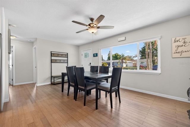 6548 19TH STREET N, St Petersburg, FL 33702