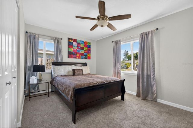 6548 19TH STREET N, St Petersburg, FL 33702