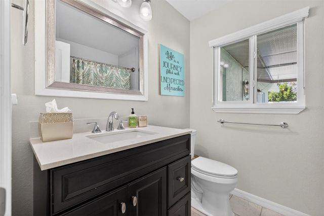 6548 19TH STREET N, St Petersburg, FL 33702