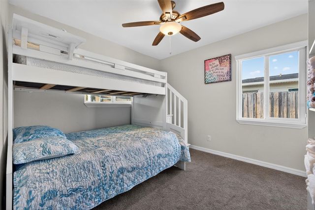 6548 19TH STREET N, St Petersburg, FL 33702