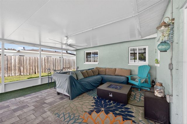 6548 19TH STREET N, St Petersburg, FL 33702