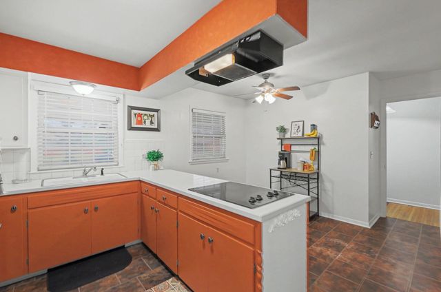 6409 E Elm St, Wichita, KS 67206