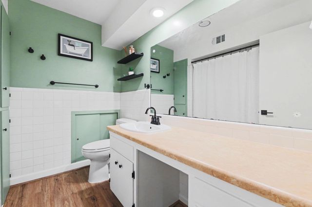 6409 E Elm St, Wichita, KS 67206