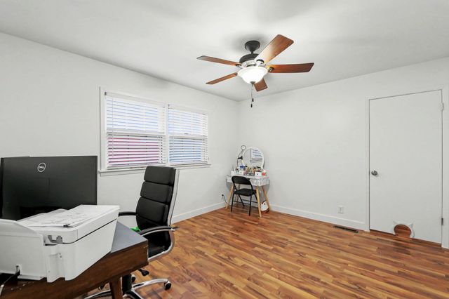 6409 E Elm St, Wichita, KS 67206