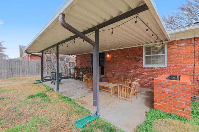6409 E Elm St, Wichita, KS 67206