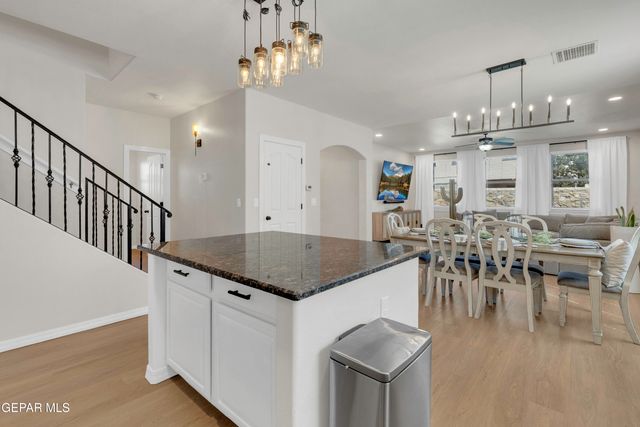 11512 ROBERT LENNOX Drive, El Paso, TX 79934