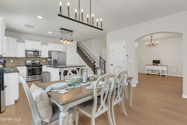 11512 ROBERT LENNOX Drive, El Paso, TX 79934