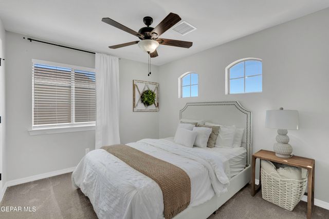 11512 ROBERT LENNOX Drive, El Paso, TX 79934