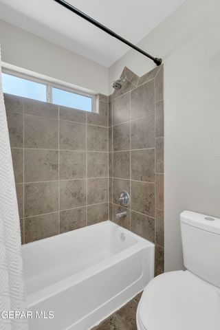 11512 ROBERT LENNOX Drive, El Paso, TX 79934