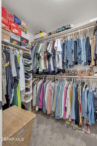 11512 ROBERT LENNOX Drive, El Paso, TX 79934