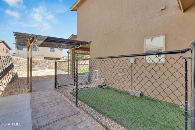 11512 ROBERT LENNOX Drive, El Paso, TX 79934