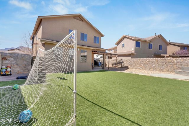 11512 ROBERT LENNOX Drive, El Paso, TX 79934