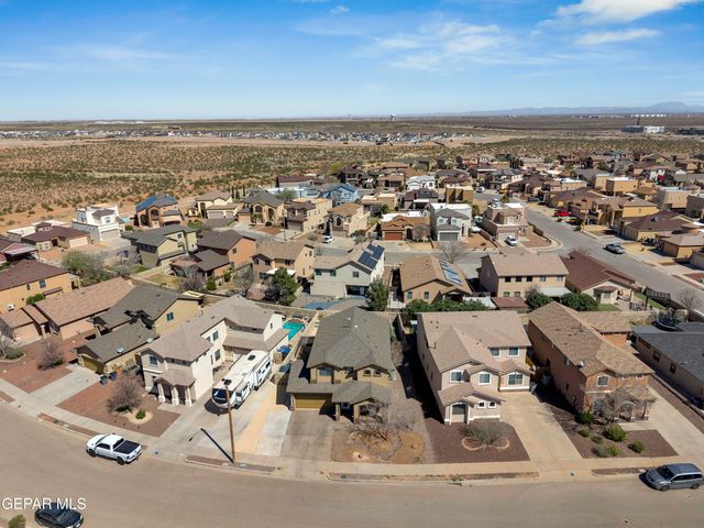 11512 ROBERT LENNOX Drive, El Paso, TX 79934