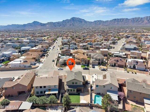 11512 ROBERT LENNOX Drive, El Paso, TX 79934