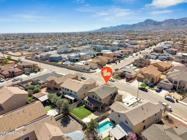 11512 ROBERT LENNOX Drive, El Paso, TX 79934