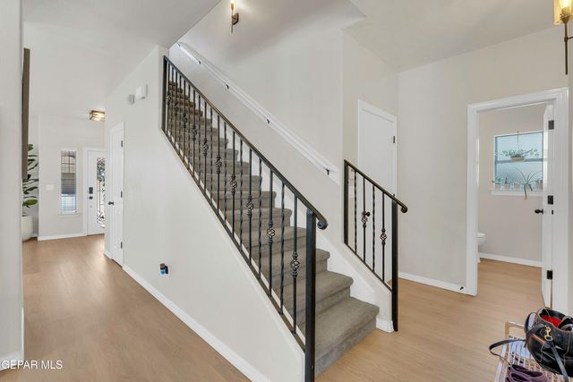 11512 ROBERT LENNOX Drive, El Paso, TX 79934