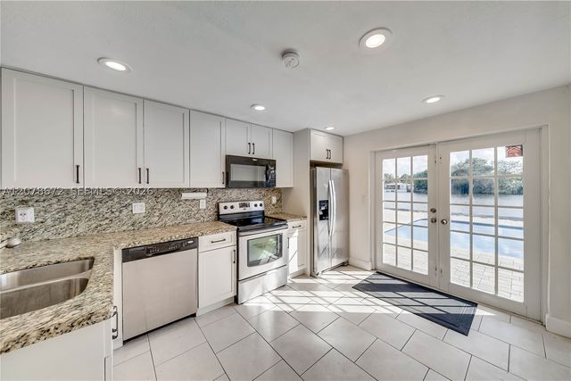5900 N FARRAGUT DR 0, Hollywood, FL 33021