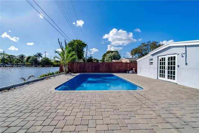 5900 N FARRAGUT DR 0, Hollywood, FL 33021