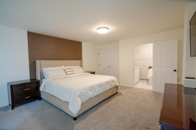 1313 RED BANK AVE, West Deptford, NJ 08086