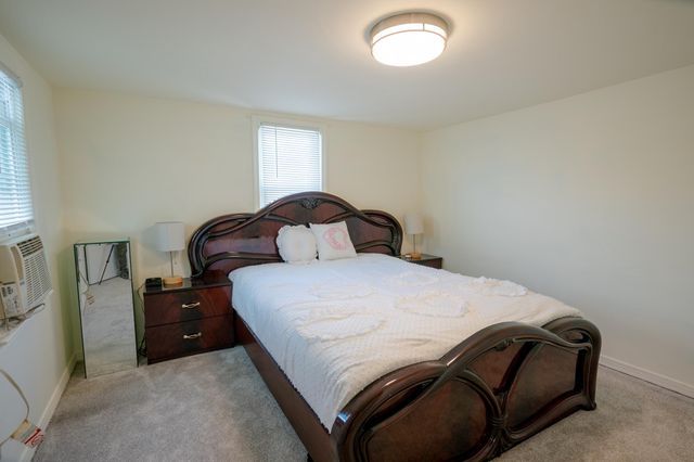 1313 RED BANK AVE, West Deptford, NJ 08086