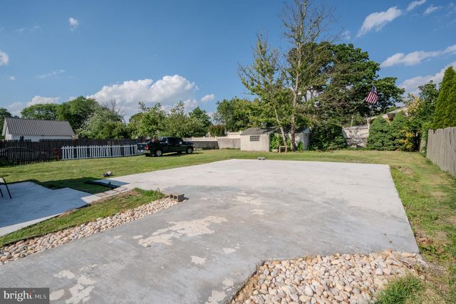 1313 RED BANK AVE, West Deptford, NJ 08086