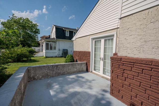 1313 RED BANK AVE, West Deptford, NJ 08086