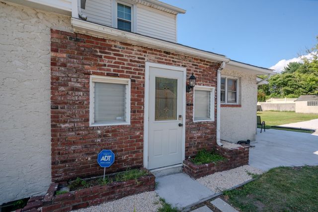 1313 RED BANK AVE, West Deptford, NJ 08086
