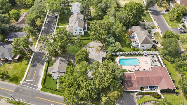 408 S Lake Drive, Lakewood, NJ 08701