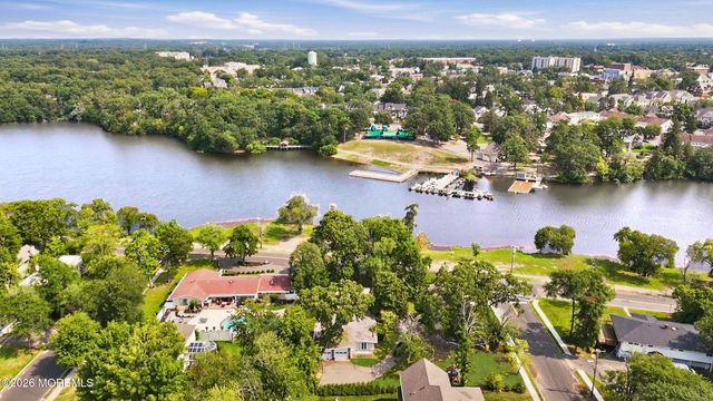 408 S Lake Drive, Lakewood, NJ 08701