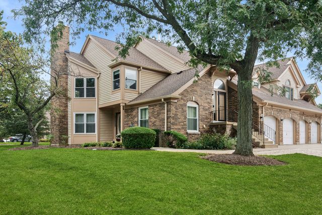71 Willow Parkway 72-2, Buffalo Grove, IL 60089