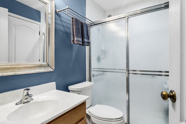 71 Willow Parkway 72-2, Buffalo Grove, IL 60089