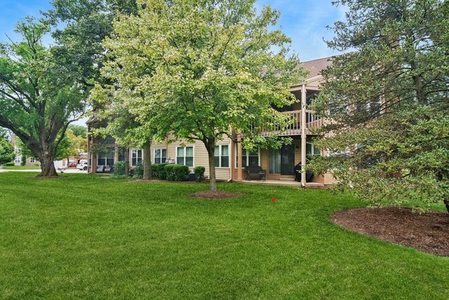 71 Willow Parkway 72-2, Buffalo Grove, IL 60089