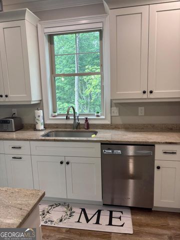 76 Hatch Drive, Clayton, GA 30525